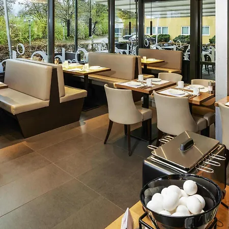 Ibis Zurich Adliswil-3